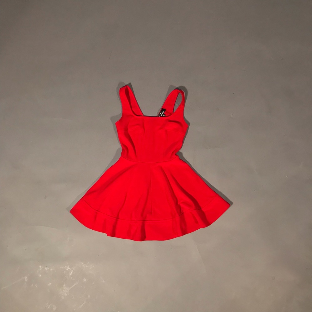 Red dress with a Salsa energy.